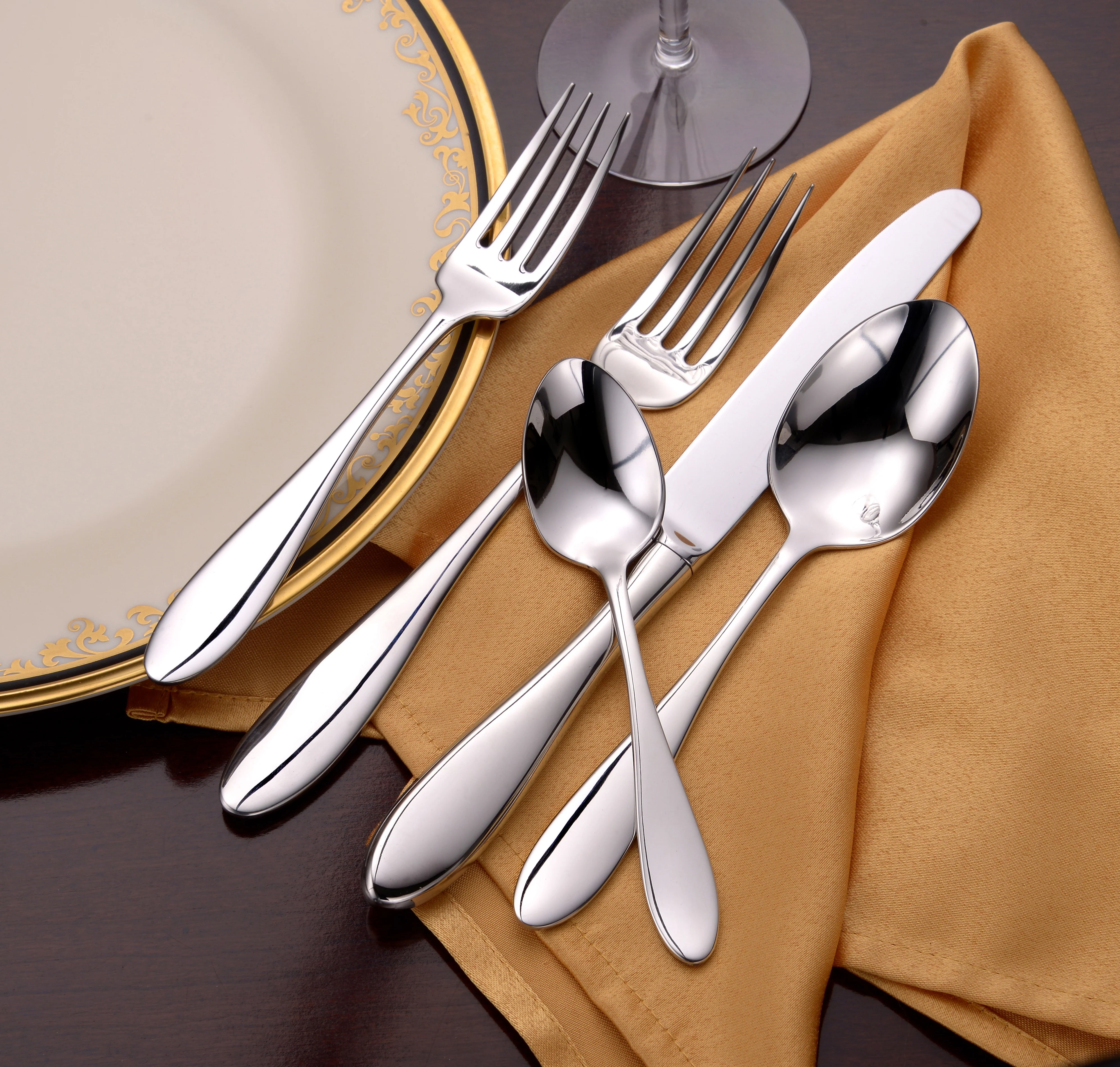 Betsy Ross- 65 Piece Set - Image 3