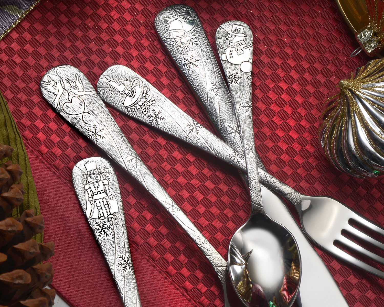 Holidays - 45 Piece Set - Image 2