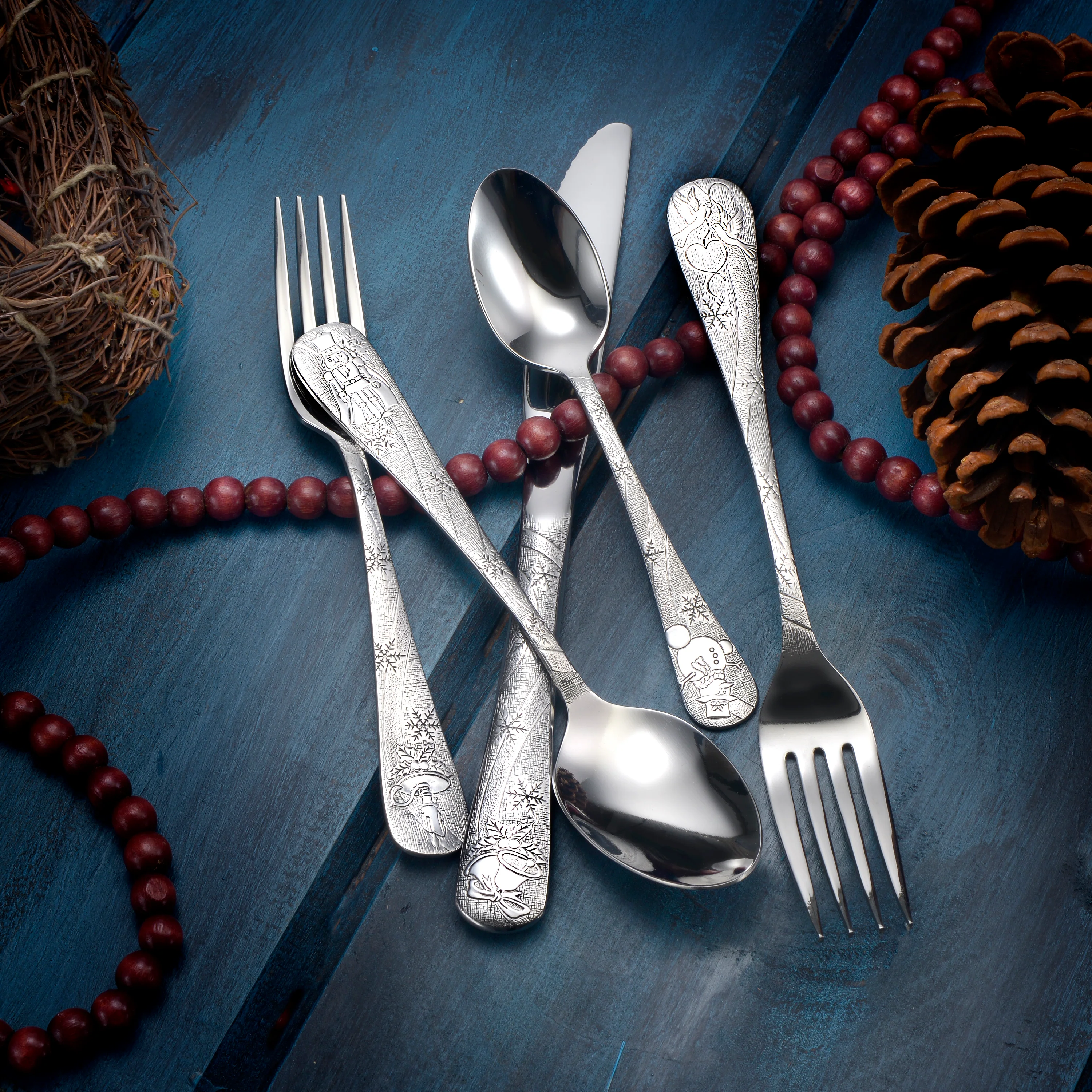 Holidays - 65 Piece Set - Image 3