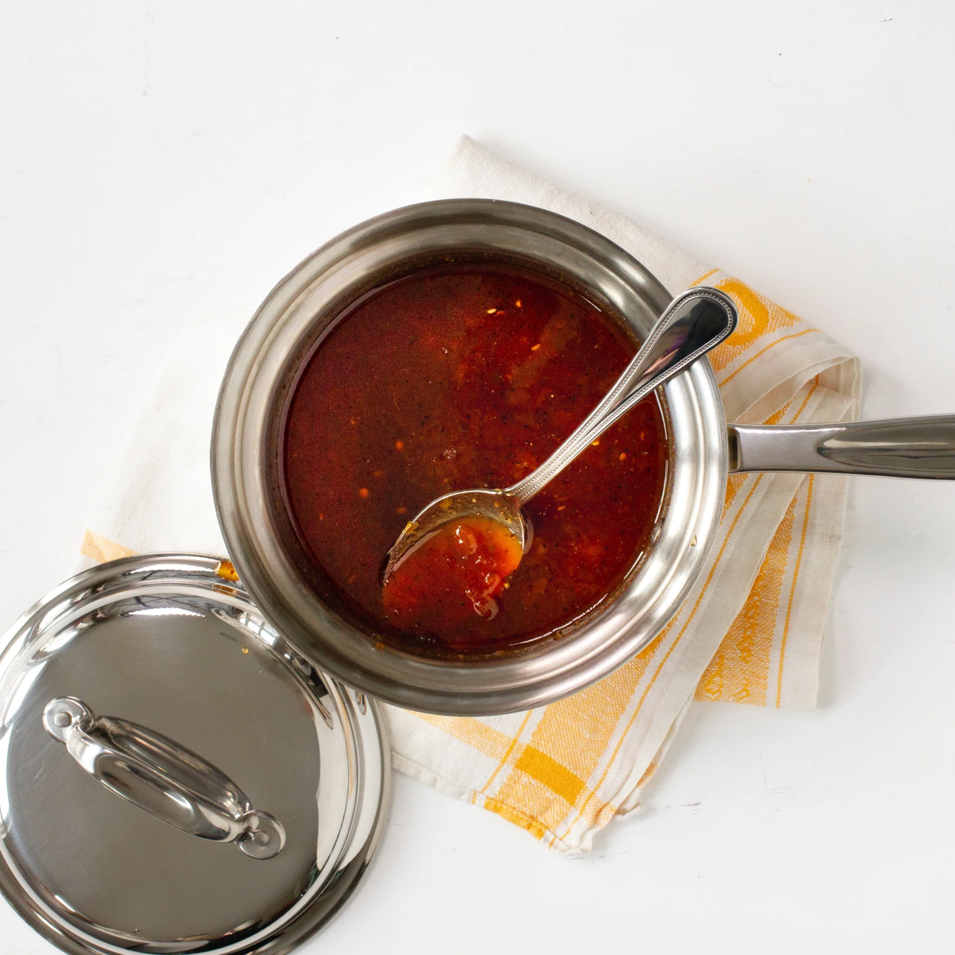 2 Quart Saucepan with Cover - Image 4