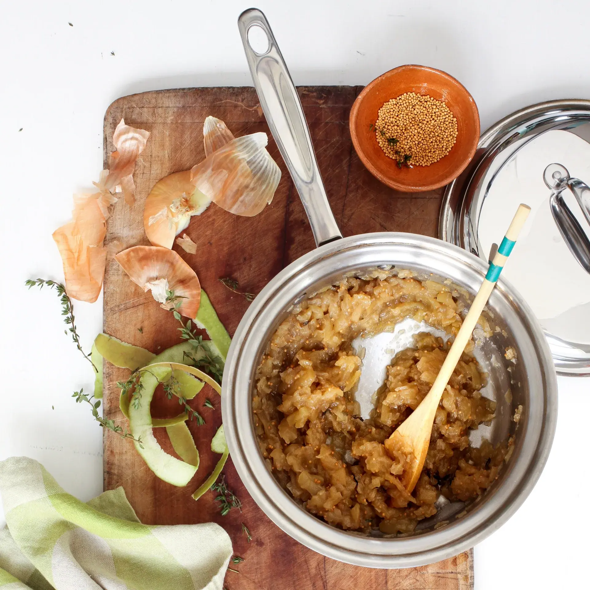 3 Quart Saucepan with Cover - Image 3